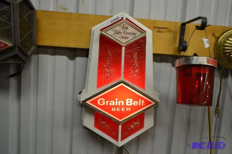 lot 247 image: Grain Belt lighted Beer Advertising Sign....