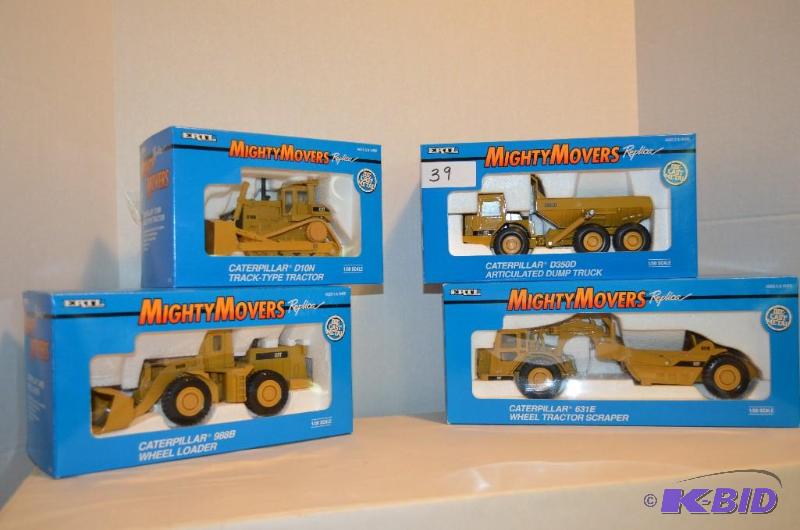 lot 39 image: Ertl 4 pieces. &quotMighty Movers" repl...