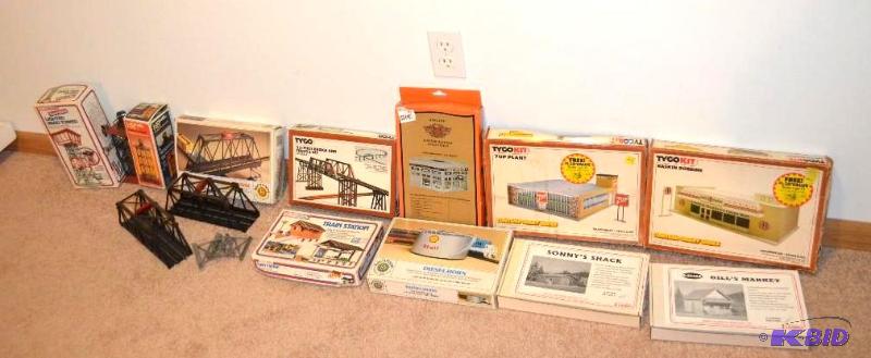 lot 91 image: Lot of &quotO" and &quotHO" train...
