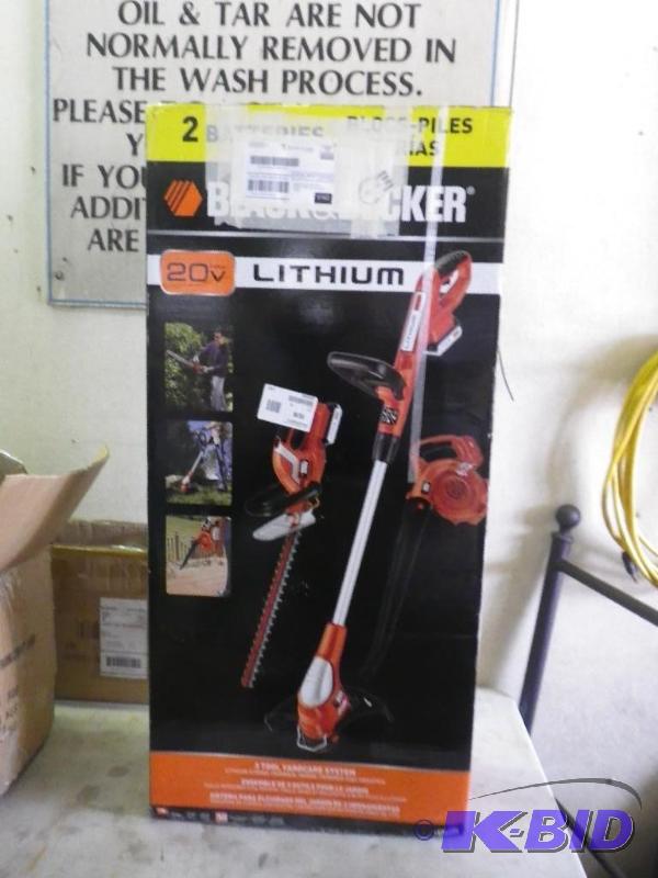 Black &amp Decker 3 tool yard care system...
