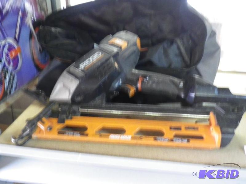 Rigid Battery nail gun, no battery...