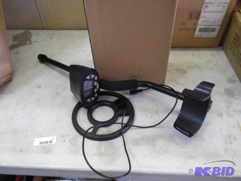 Discovery 2200 metal detector...