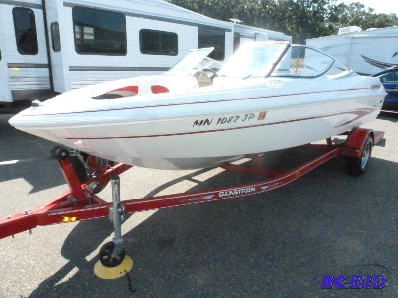 lot 1 image: 2003 Glastron SX 195 5.0L 220HP Volvo Penta Like NEW with EZ Loader Trailer