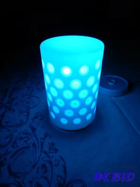 lot 15 image: Hokare Rechargeable Lamp