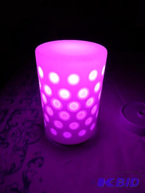 lot 16 image: Hokare Rechargeable Lamp