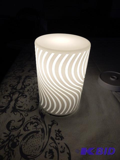 lot 82 image: Hokare Rechargeable Lamp