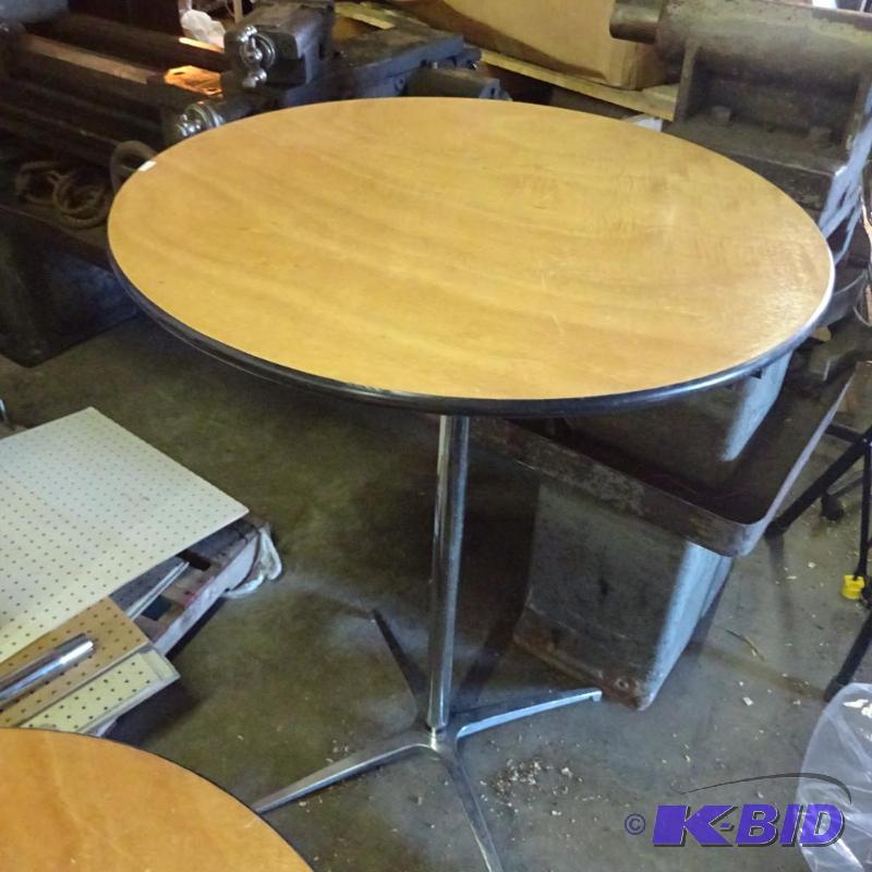 lot 100 image: 30" high top table...