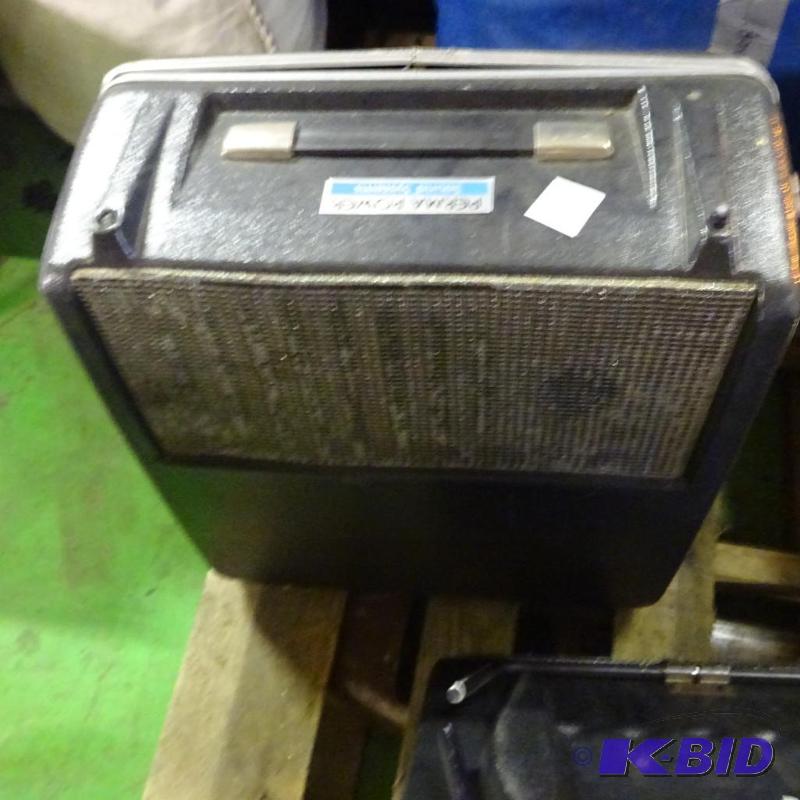 lot 132 image: Perma sound portable PA speaker...