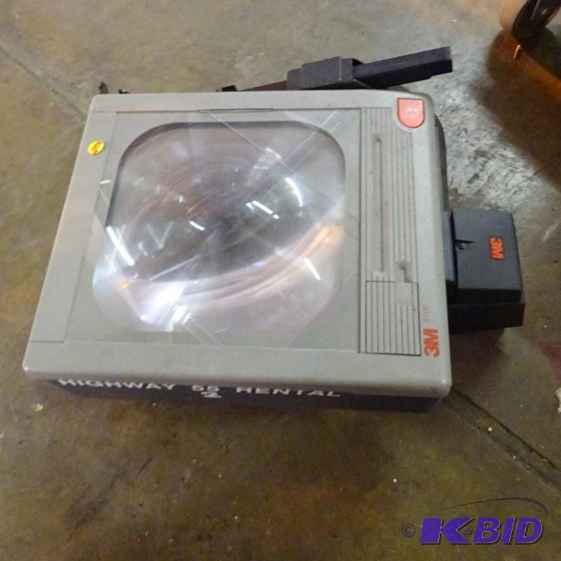 lot 151 image: 3M Overhead rojector. Kodak Ektagraphic III S...