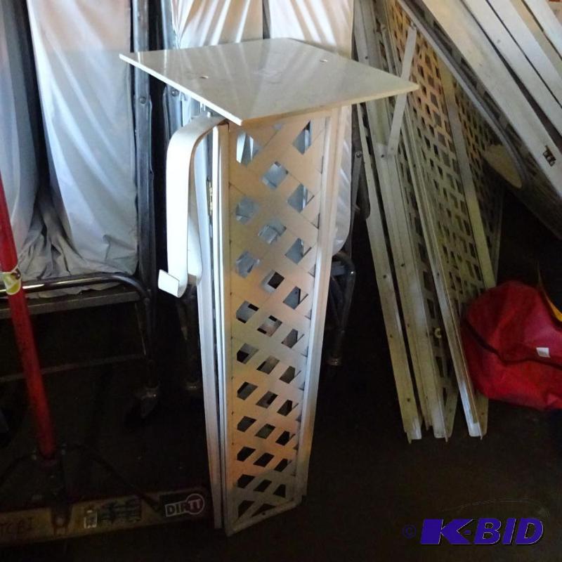 lot 182 image: Lattice plant stand...