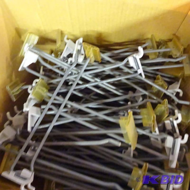 lot 189 image: 70 double 8" peg board hooks....