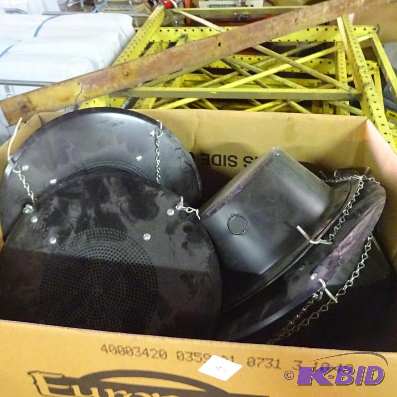 lot 195 image: 4 in ceiling speakers....