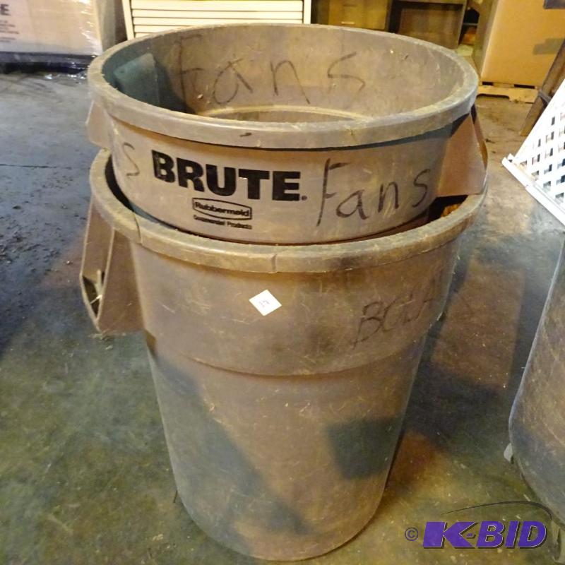 lot 28 image: 55 gal and 32 gal Brute garbage cans...