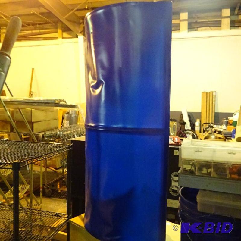 lot 31 image: Aluminum frame awning. 18 x 18 x 47...