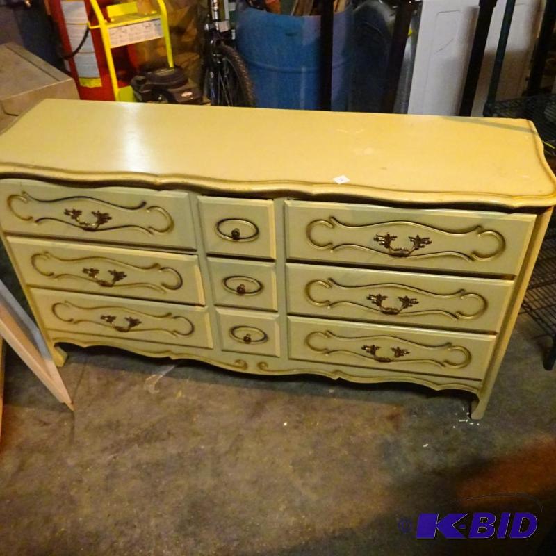 lot 36 image: Vintage wood dresser. 9 drawer. 60 x 18 x 31...