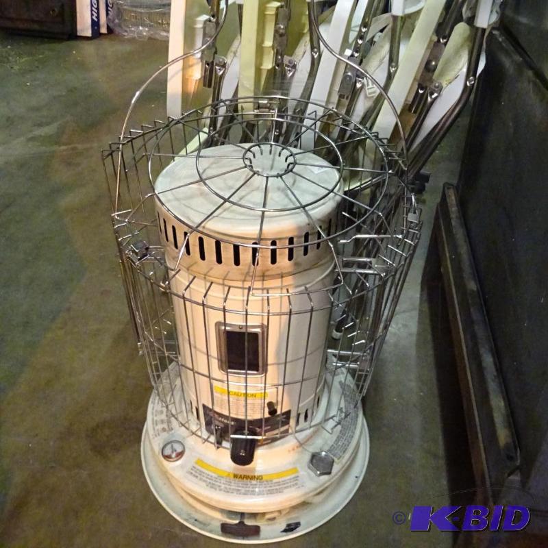 lot 4 image: Kero heat kerosene heater....
