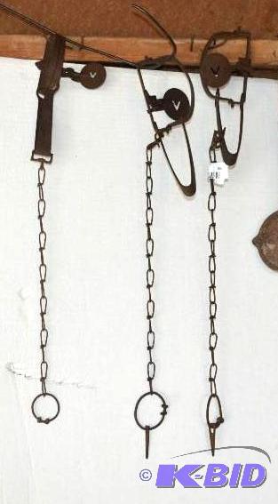 lot 66 image: 3 antique animal traps   Oneida Victor Animal...