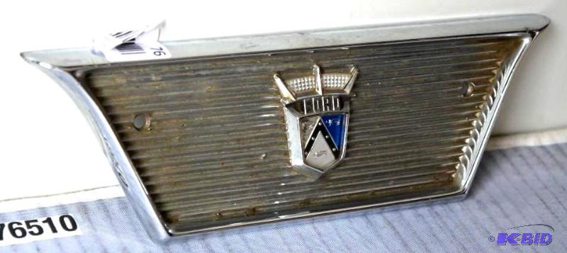lot 76 image: Vintage Ford Crestliner Emblem probably for...