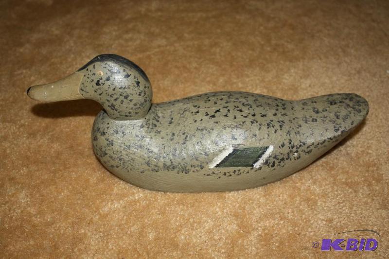 lot 8 image: Antique Wood Duck Decoy gray with tan bill 13...