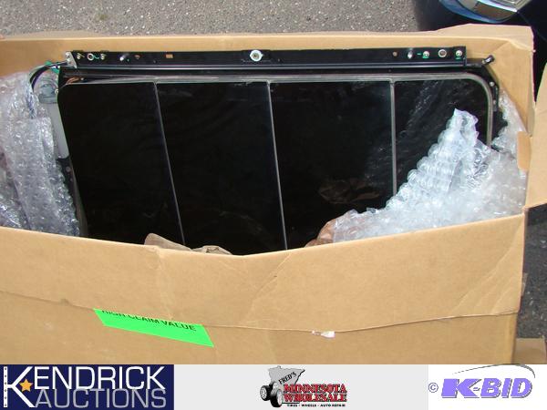 06-08 G6 Panoramic Sunroof Track, and Motor