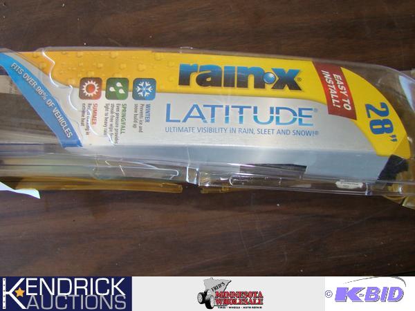 Lot of 4 RainX Latitude 28 Wiper Blades in Packaging