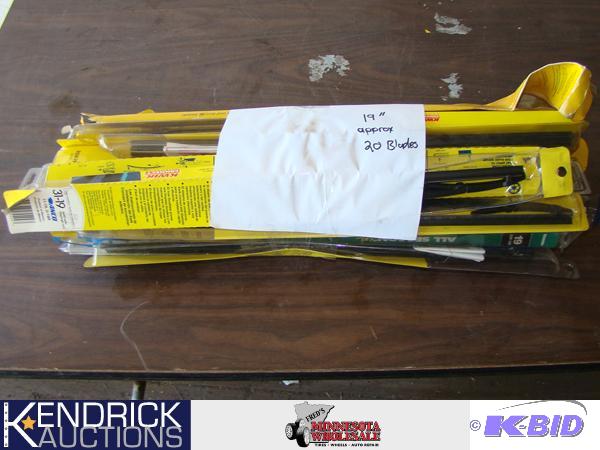 15 Various Brands of 19 Wiper Blades in BoxesPackaging