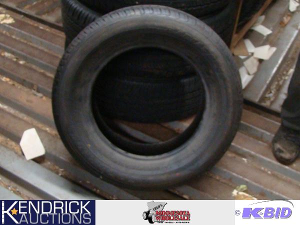 1 New Goodride P20565 R15 Tire