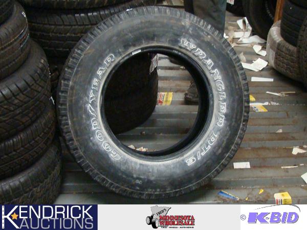 1 New Goodyear P26570 R17 Tire