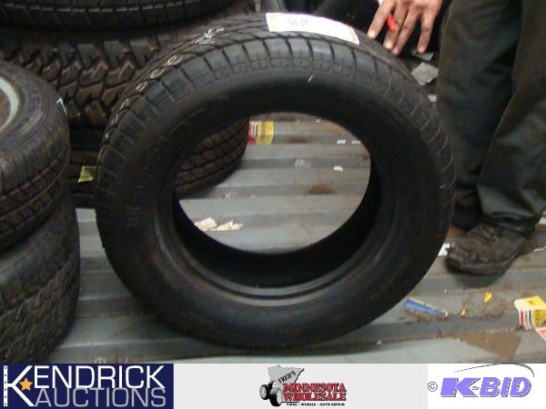 1 New Warrior P22560 R15 Tire