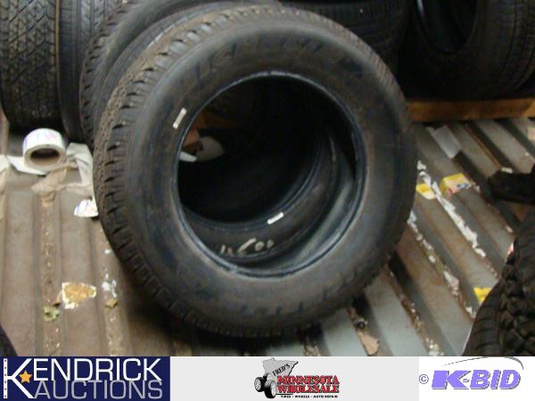 1 New Michelin P24565 R17 Tire