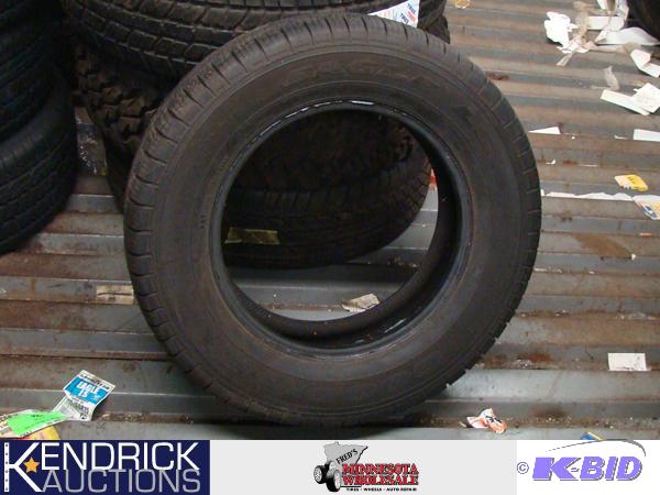 1 New Goodyear P20570 R16 Tire