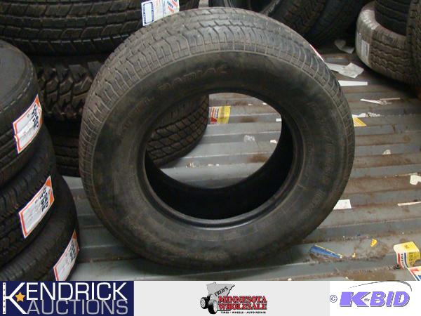 1 New Performance Steel P27560 R15 Tire