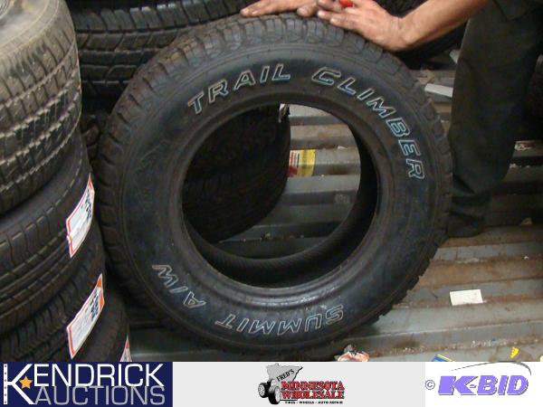 1 New Summit P23570 R16 Tire