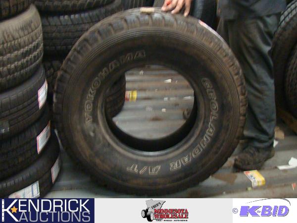 1 New Yokohama LT28575 R16 Tire