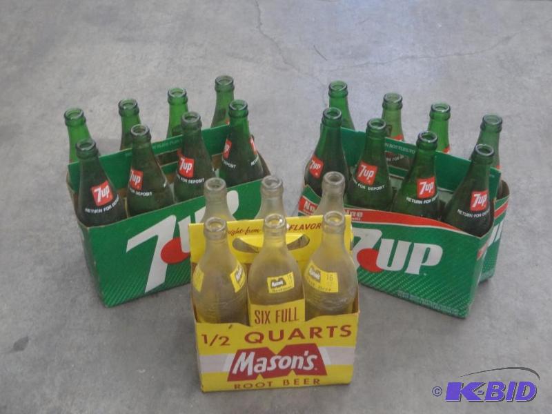 Lot Of Vintage 7Up &amp Masons Rootbeer Bott...