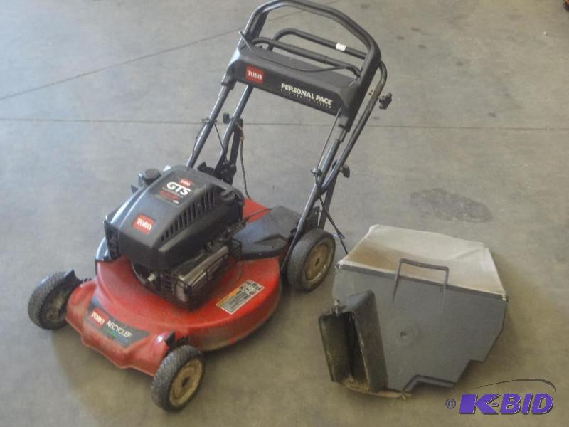 Toro 21&quot Mower With Bagger, 6HP Engine...