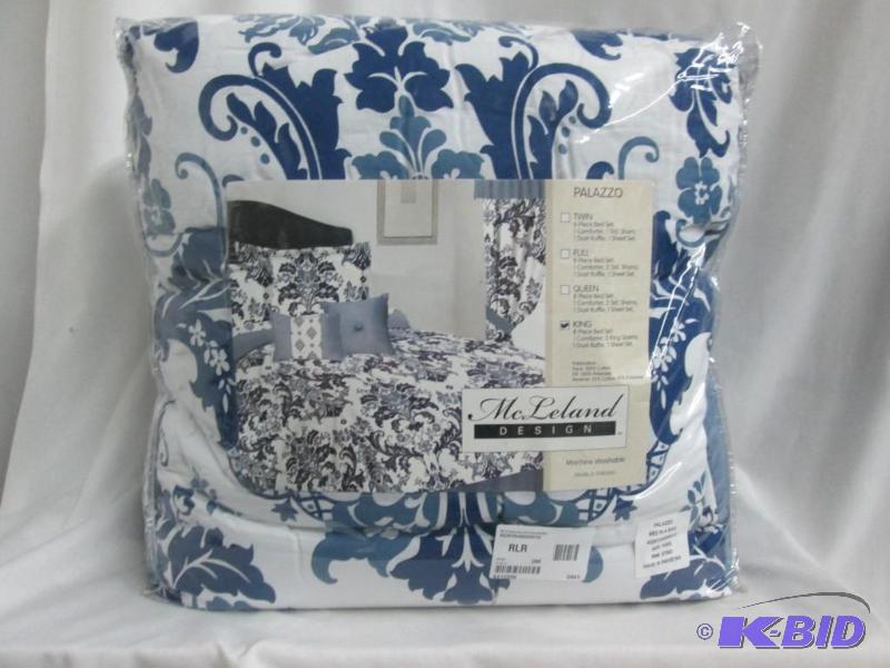 lot 37 image: McLeland Design Palazzo Bed Set & Accessories