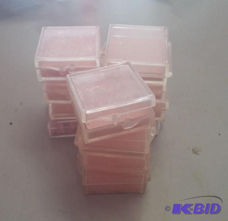lot 29 image: Lot of 12 Artist Chalk Square Flesh Color...