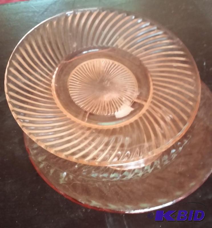 lot 11 image: Set of 2 Pink Depression Glass plates...