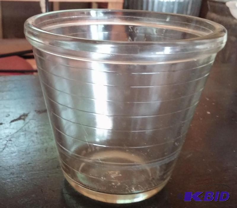 lot 30 image: Vintage Heavy Measuring Cup...