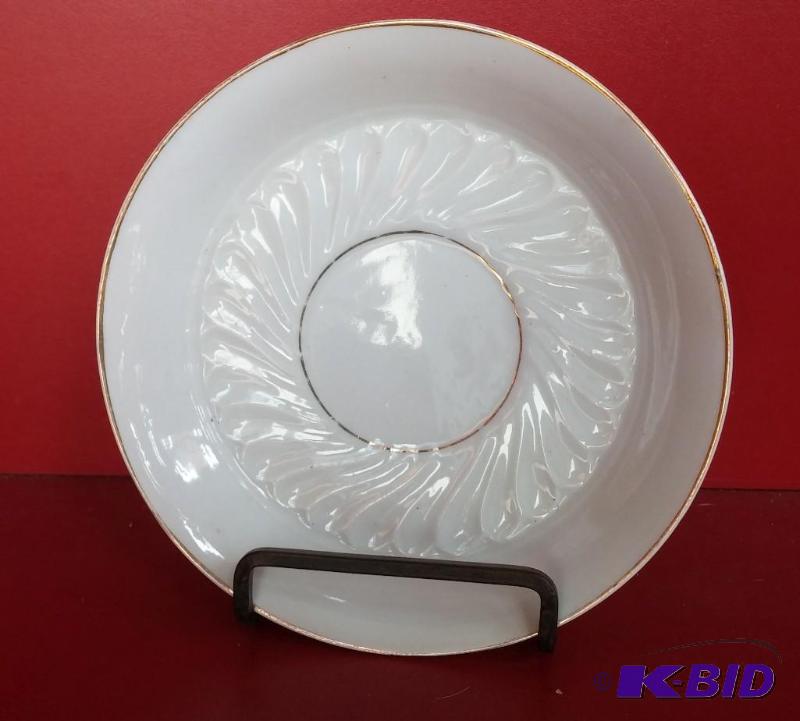 lot 43 image: Vintage Ceramic Plate As Shown-great shape...