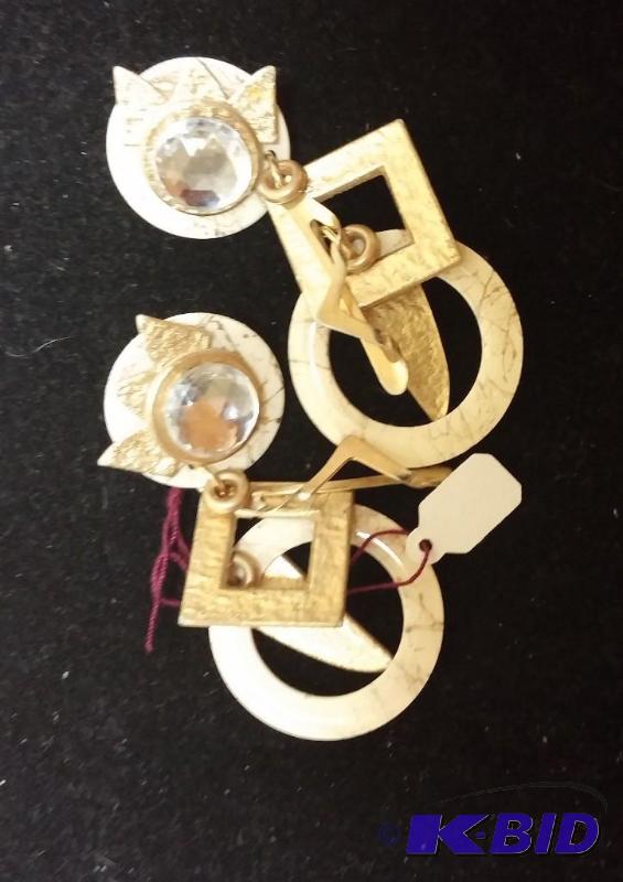 Hand crafted Designer Necklace with matching ...