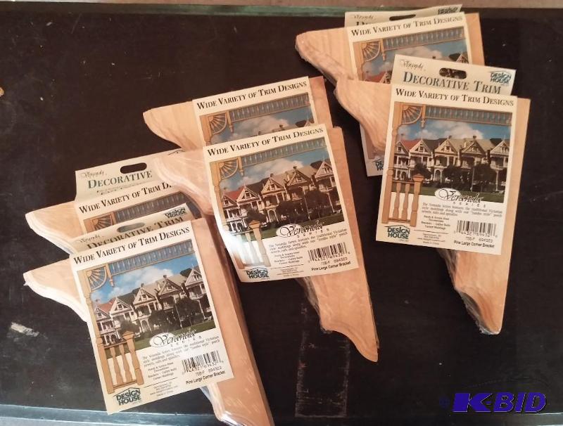 Set of 4 Decorative Trim corners...