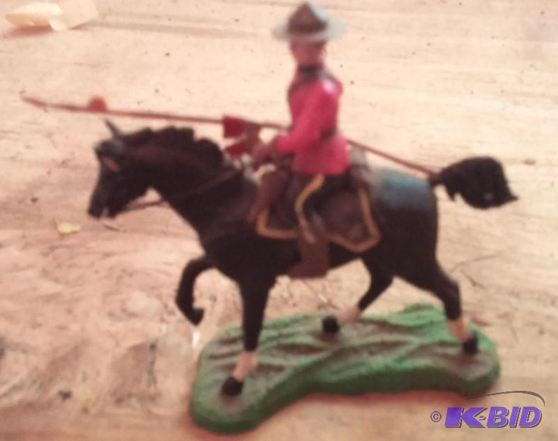 Britains 132 54mm Eyes Right RCMP Royal Can...