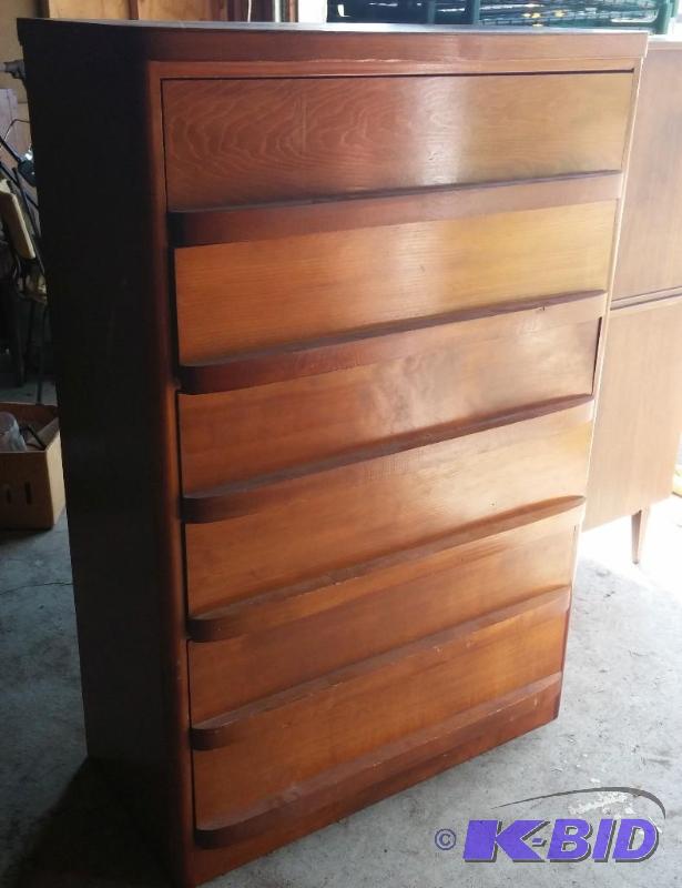 Vintage 6 Drawer Dresser-Long deep Drawers-Ex...