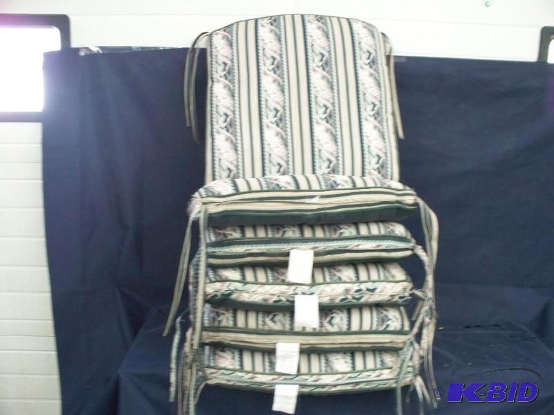 6 cushions for chairs...
