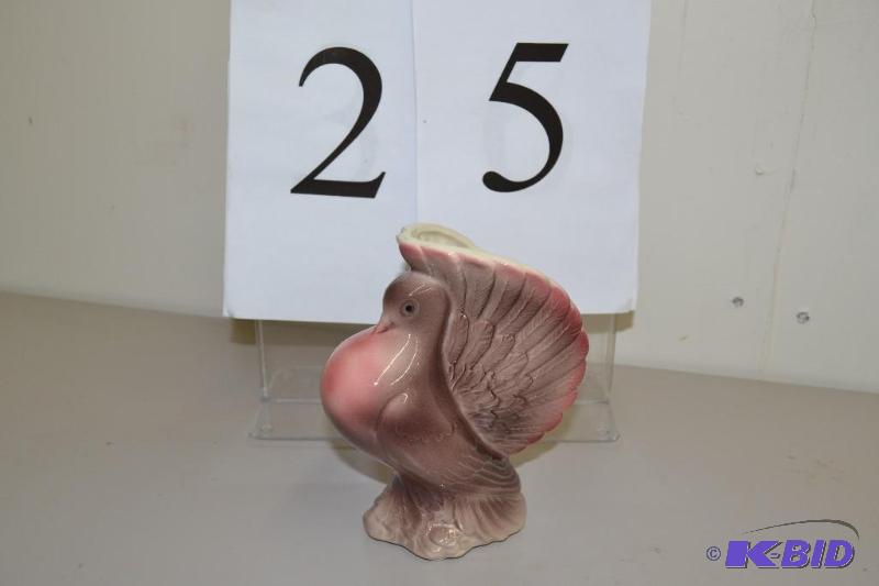 lot 25 image: Royal Copley - Pouter Pigeon