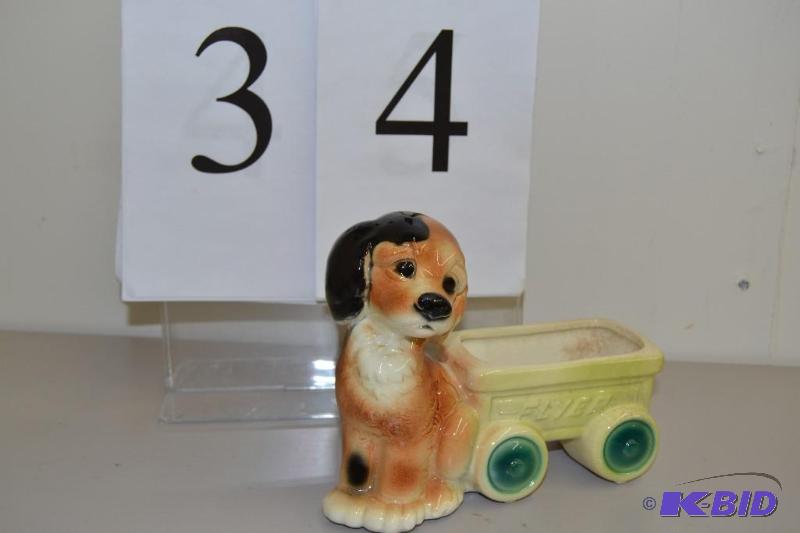 lot 34 image: Royal Copley - Dog