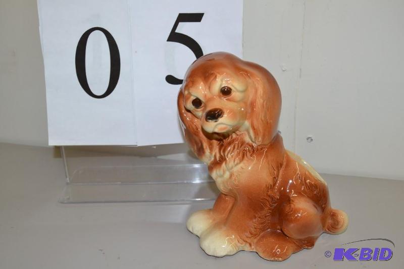 lot 5 image: Royal Copley - cocker spaniel