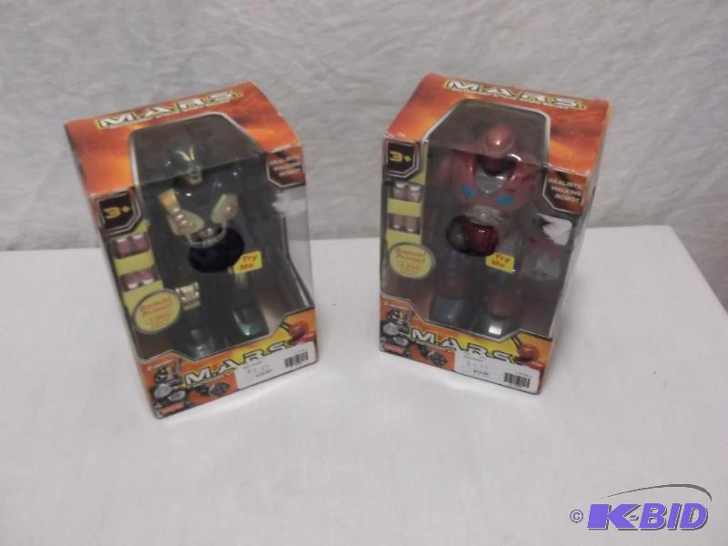 lot 45 image: Lot with 2 M.A.R.S. realistic walking robot t...
